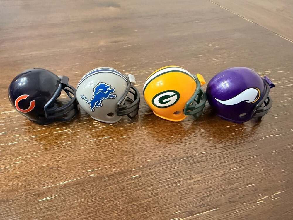 NFL Pocket Pro Mini Gumball Football Helmets - NFC North Set of 4